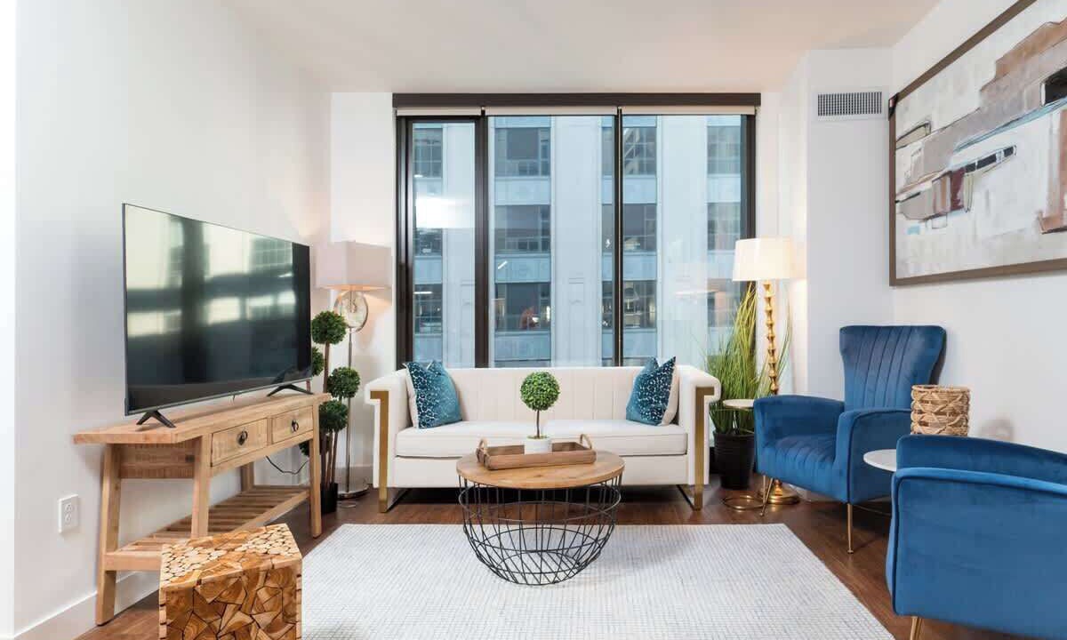 Back-Bay Upscale Central Condo Bos Common Downtown
