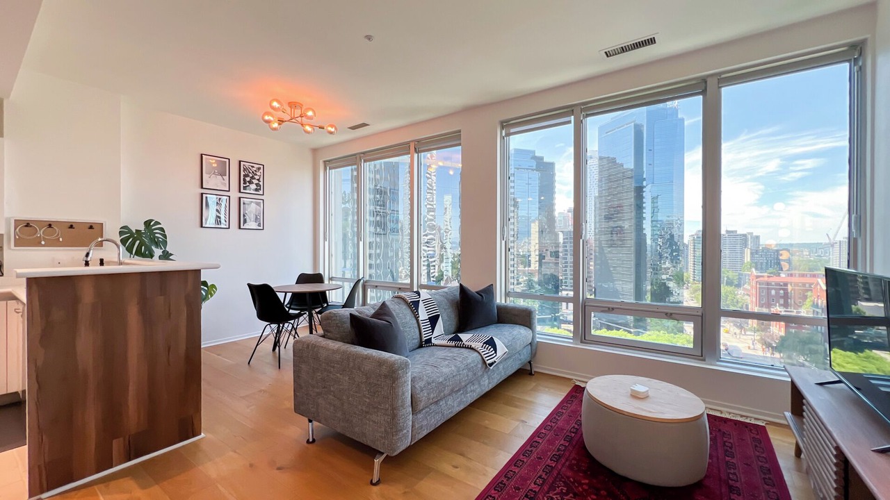 Stunning 1-Bedroom Condo in the Heart of Vancouver