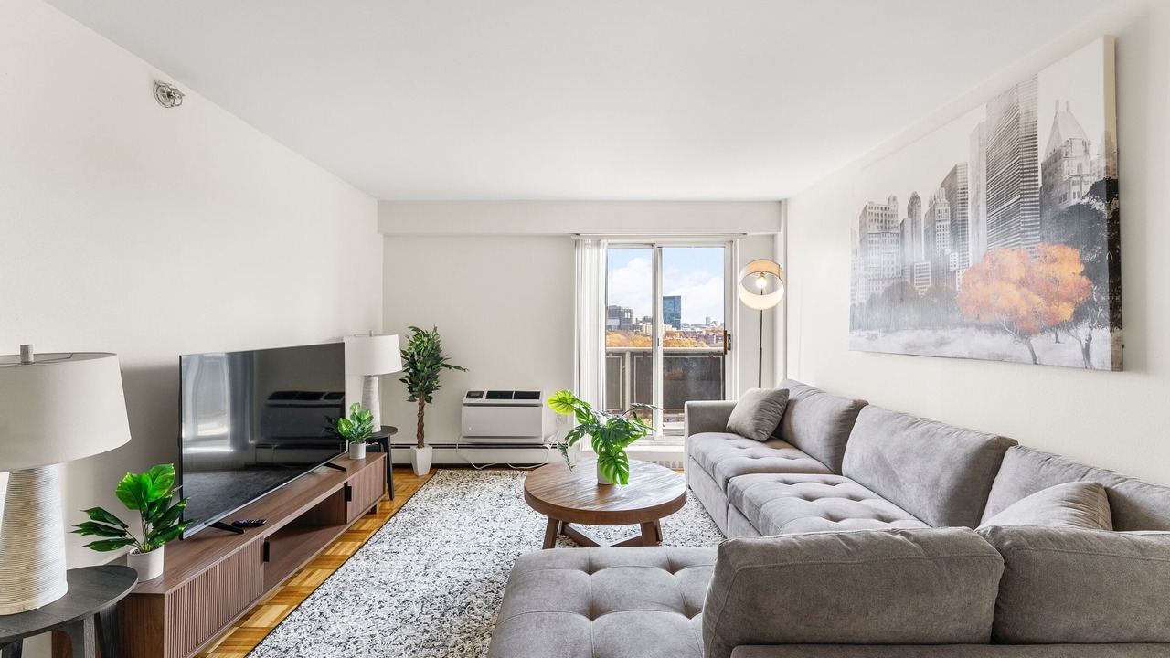 Gorgeous 2bd/1.5ba Next to BU 8jik