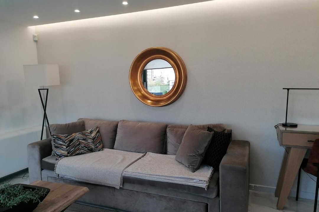 The Lop Athens Holidays Luxury Suites