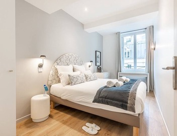 Sweett | Bastille I - Three Bedroom Apartment, Sleeps 7 5