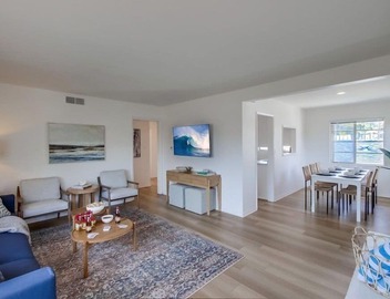 2 Dog Friendly Units + 2 Garages + Ocean 1 Block 4