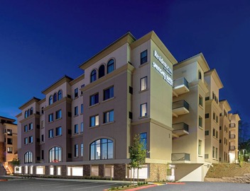 SpringHill Suites by Marriott Valencia 2