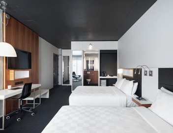 Alt Hotel Toronto Airport 3