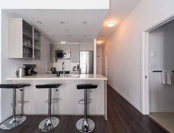 Bright and Modern One Bed Penthouse 5