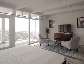 Hollywood Hills Hotel 3