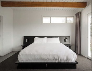 Hollywood Hills Hotel 4
