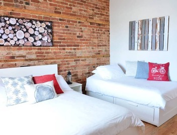 Sunny Top Floor - Huge Terrace - 4 bedrooms + 3 bathrooms - WiFi + parking*! 5