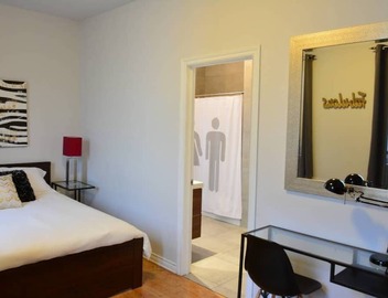 Sunny Top Floor - Huge Terrace - 4 bedrooms + 3 bathrooms - WiFi + parking*! 5