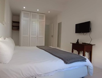 Apartment close to Ipanema Beach / Safe & excellent location 3
