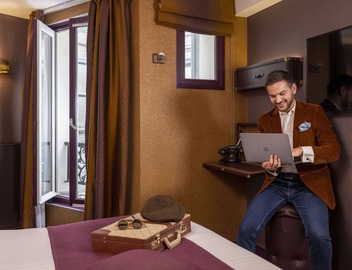 Hotel Whistler 4