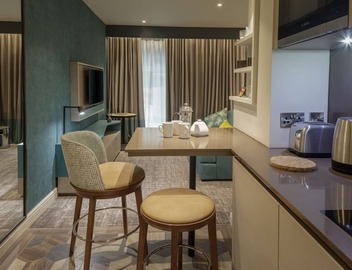 Staybridge Suites London Heathrow - Bath Road by IHG 4