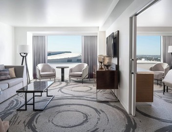 JW Marriott Los Angeles L.A. LIVE 5