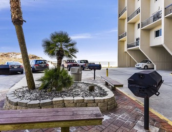 🏖️Luxurious Beach front Condo! Close to 30A + FREE Activities with your stay!🏖️ 5