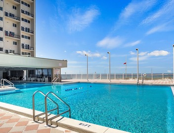 🏖️Luxurious Beach front Condo! Close to 30A + FREE Activities with your stay!🏖️ 2