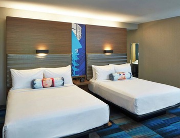 Aloft by Marriott Seattle Redmond 2