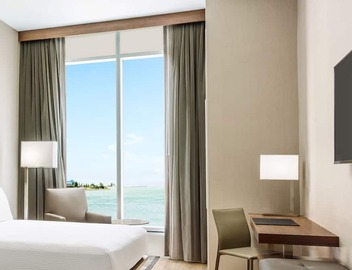 AC Hotel by Marriott San Francisco Airport Oyster Point/Waterfront 2