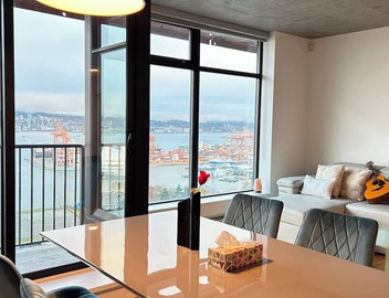 Ocean View Condo . Downtown Vancouver 5