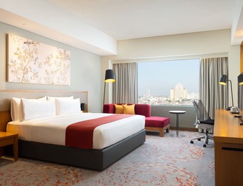 Holiday Inn & Suites Jakarta Gajah Mada by IHG 2
