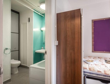 LSE Carr-Saunders Hall - Campus Accommodation 4