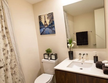 Urban Chic Apart-Hotels in Central LA 3