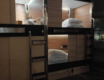 I Street Capsule Hostel 4