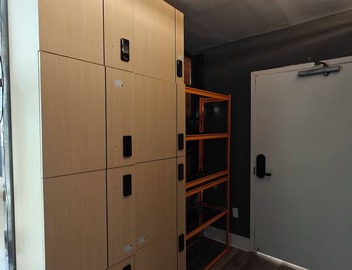 I Street Capsule Hostel 5