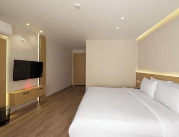 Elegance Grand City Hotel 4