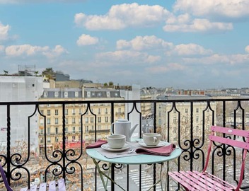 Superb Arc de Triomphe Apartment 4