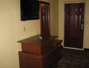 Economy Inn 4
