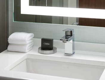 The Godfrey Hotel Boston 5
