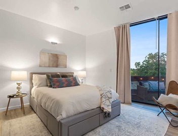 2BR Designer Condo East Downtown Austin 3