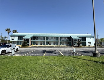 Nola Inn & Suites 4