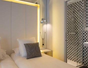 Nouvel Hotel Eiffel 5