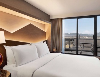 Hilton Vancouver Airport 2