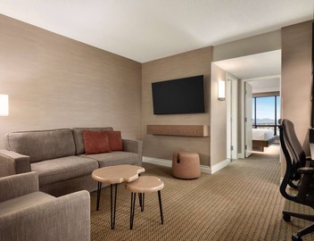 Hilton Vancouver Airport 3