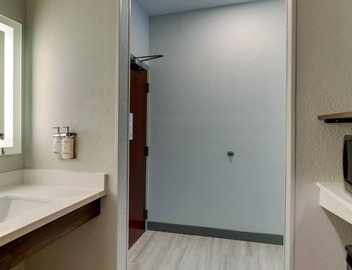Holiday Inn Express Kenner - New Orleans Airport by IHG 5