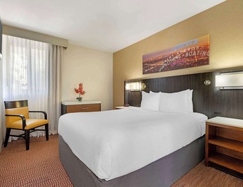 Best Western Royal Palace Inn & Suites 3