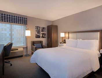 Hampton Inn by Hilton Boston/Cambridge 3