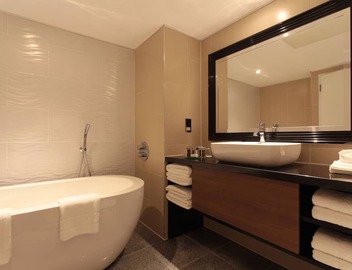 Renaissance London Heathrow Hotel 5