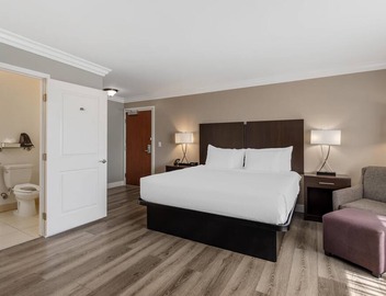 Best Western Plus LA Mid Town Hotel 2
