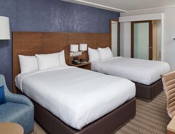 DoubleTree by Hilton Torrance - South Bay 5