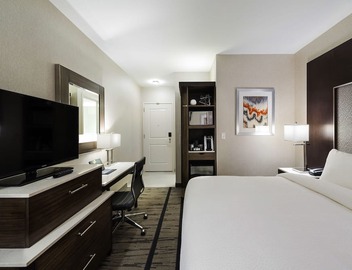 Fairfield Inn & Suites Boston Cambridge 2