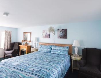 A Beach Breeze Inn 3