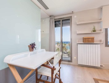 Luxury 1 bedroom apartment with private rooftop terrace in Barceloneta 2