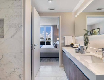 Luxury Beach Condo | Pool, Gym & Balcony 5
