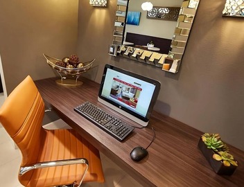 Unforgettable Stay w/Outdoor Pool, Near Attractions, Steps to Disney! 3