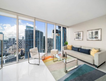5-star HIGH floor corner hotel condo. City & Water Views. 2 bed & 2 full bath 3