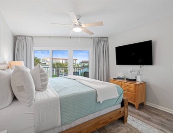 Seacrest Beachfront 2BR | Angled Gulf View + Pools 2