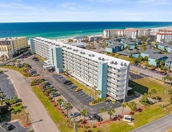 Seacrest Beachfront 2BR | Angled Gulf View + Pools 4